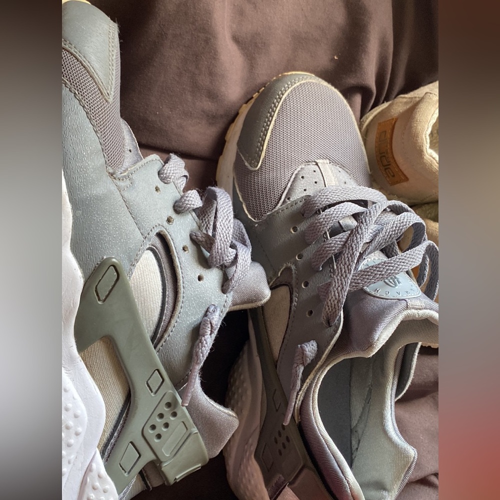Gray Nike huaraches